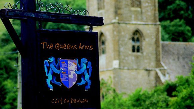 The Queens Arms