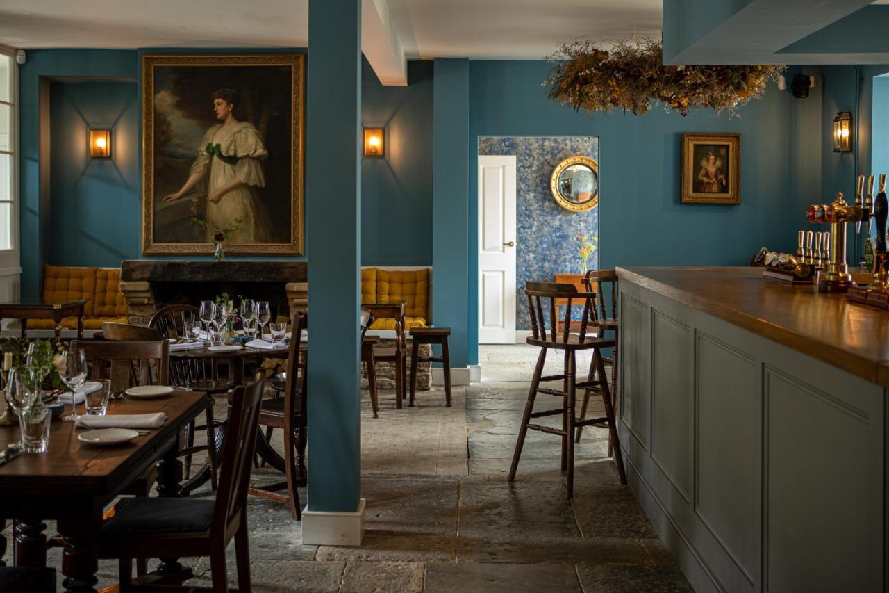 Мини-отель The Queens Arms 4*